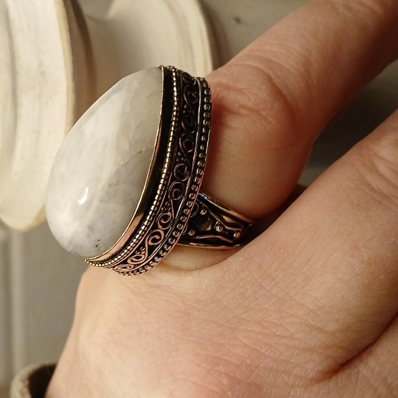 New Rainbow Moonstone 925 Silver Ring. - Picture 12 of 12